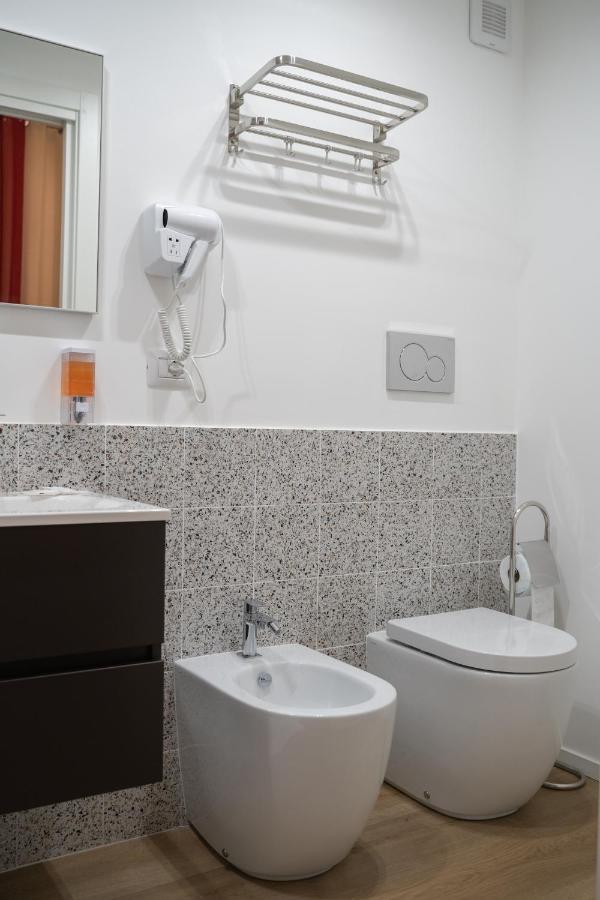 B&B Meridia Catania Bagian luar foto