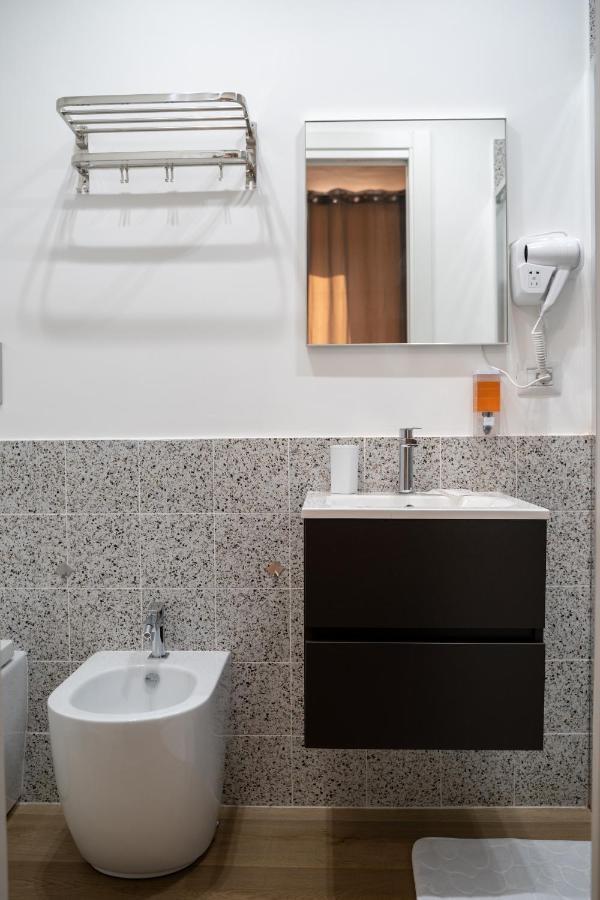 B&B Meridia Catania Bagian luar foto